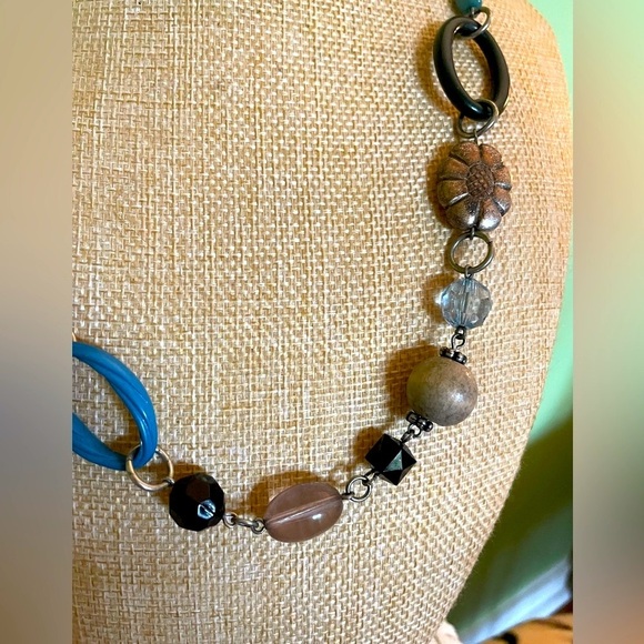 Elegant 3 Piece Turquoise and Silver Jewelry Bundle - Picture 7 of 16